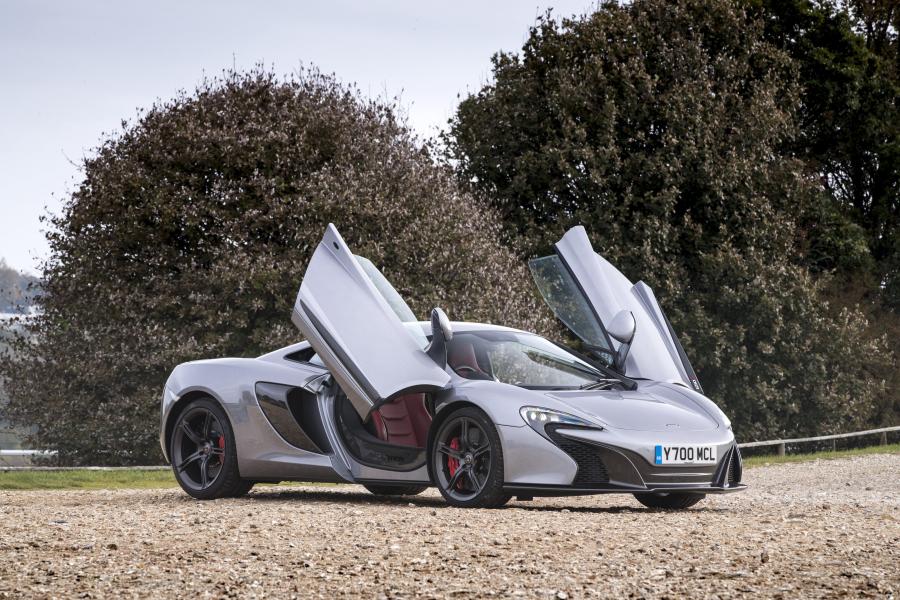  McLaren 650S 2014 года  (UK) (фото 3 из 20)